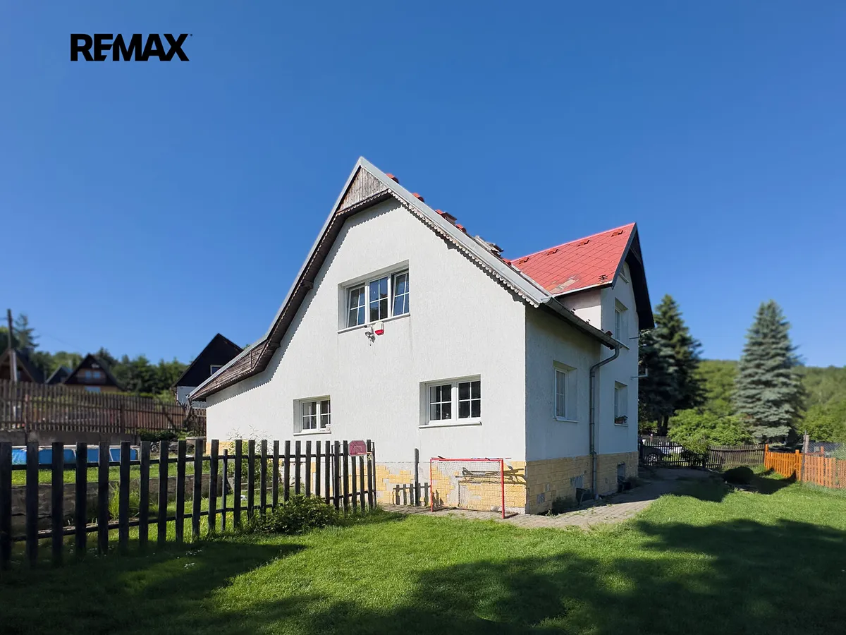 Prodej rodinného domu 130 m², pozemek 747 m²